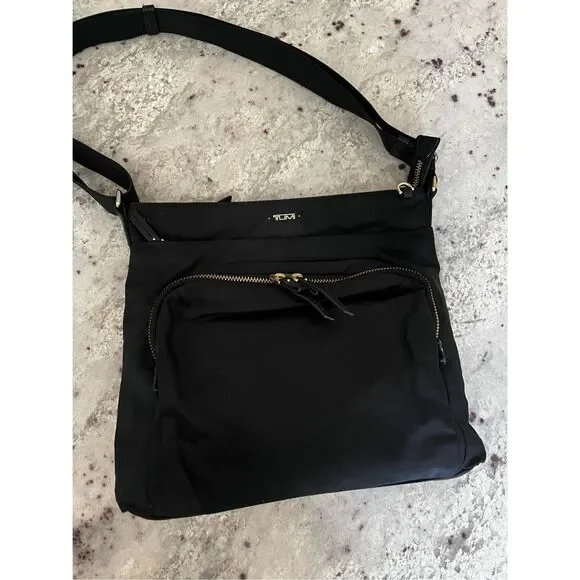 Tumi Voyageur Capri Black Nylon Crossbody Bag EUC - Picture 9 of 9